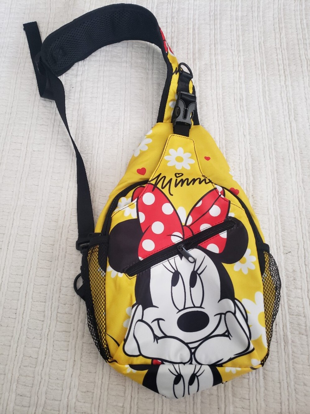 New Disney Minnie Mouse Yellow Daisy Sling Bag with Red Polka Dot Bow New New